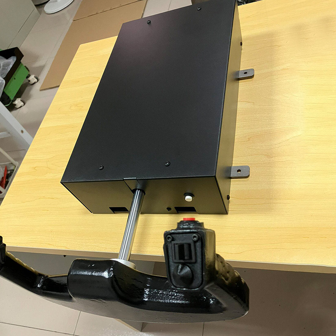 All-Metal Force Feedback Flight Simulator Yoke