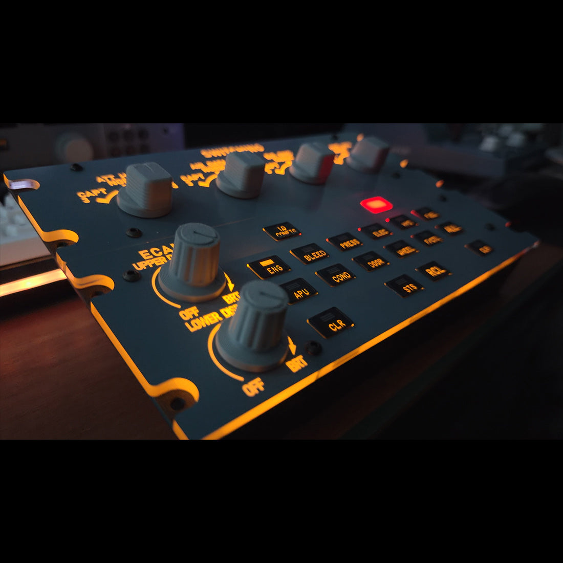 Rowsfire A109 V3.0 A32X/A31X/A350 ATT-ADIRS-EIS XECAM Landing-Gear-Indicator Integrated Panel